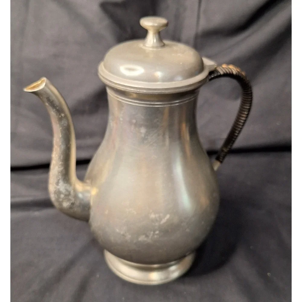 Meeuws & Zoon Den Haag Real Pewter Coffee Pot Wicker Handle Vintage Dutch A31775